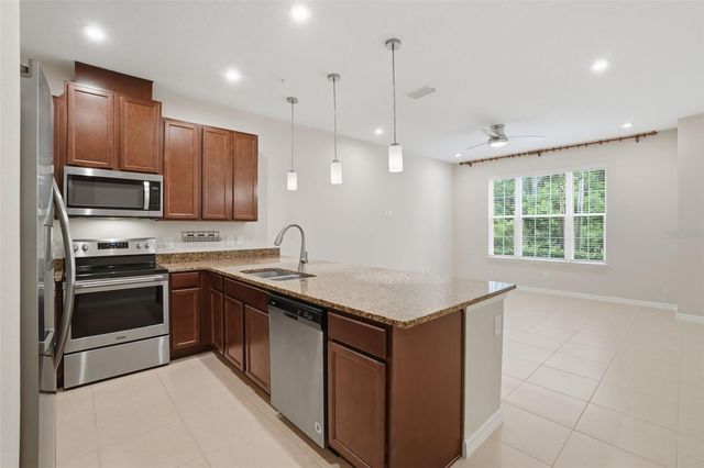 9915 HIGHLAND SKY ALLEY, Orlando, FL 32832