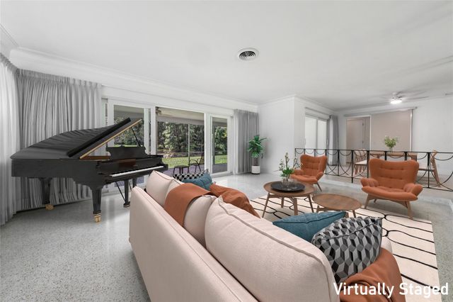 3140 Calle Largo Drive, Hollywood, FL 33021