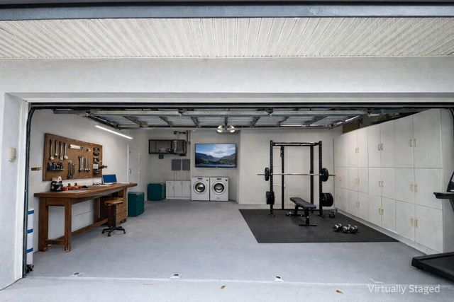 3140 Calle Largo Drive, Hollywood, FL 33021