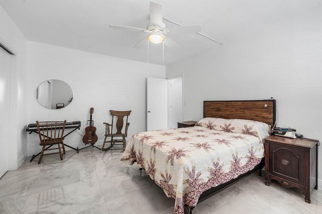 15 S Golfview Road 206, Lake Worth, FL 33460