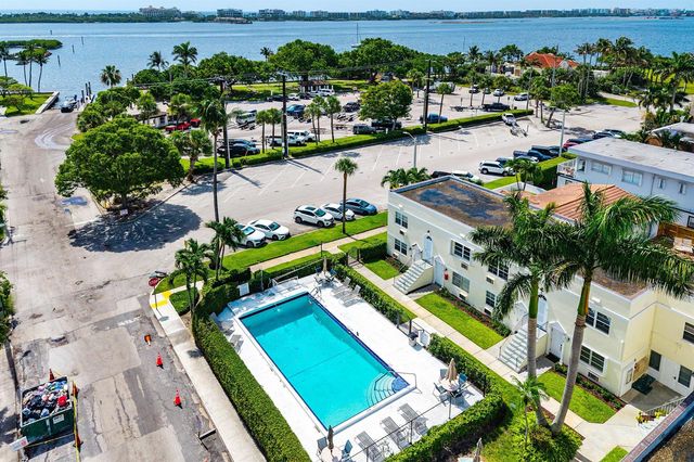 15 S Golfview Road 206, Lake Worth, FL 33460
