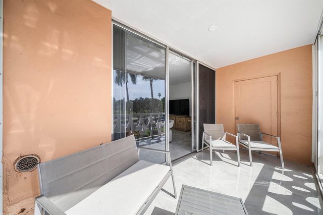 15 S Golfview Road 206, Lake Worth, FL 33460