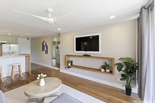 95-061 Waikalani Drive D704, Mililani, HI 96789