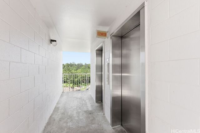 95-061 Waikalani Drive D704, Mililani, HI 96789