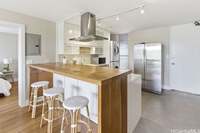 95-061 Waikalani Drive D704, Mililani, HI 96789