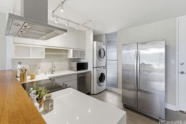 95-061 Waikalani Drive D704, Mililani, HI 96789