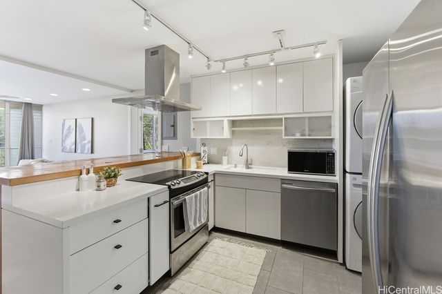 95-061 Waikalani Drive D704, Mililani, HI 96789