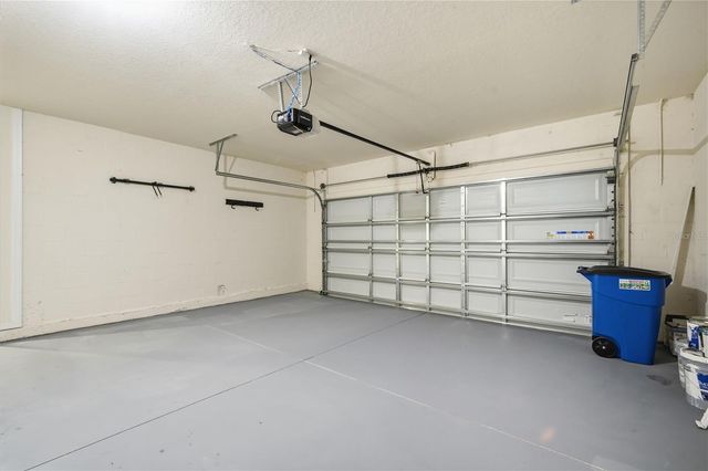 5635 HOLLINGWORTH TRAIL, Wesley Chapel, FL 33545