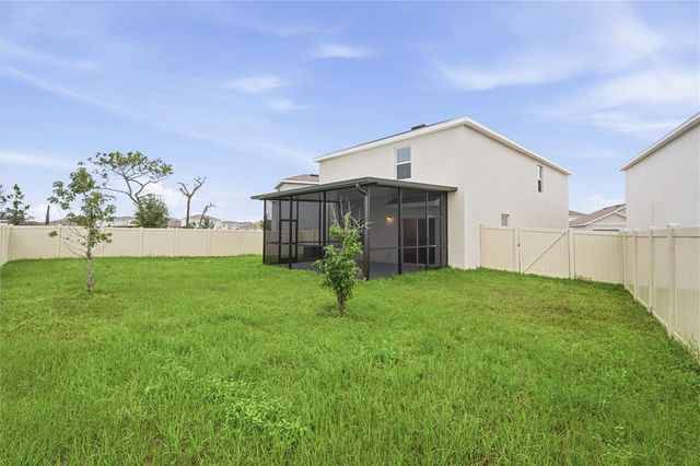 5635 HOLLINGWORTH TRAIL, Wesley Chapel, FL 33545