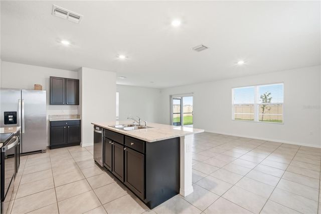 5635 HOLLINGWORTH TRAIL, Wesley Chapel, FL 33545