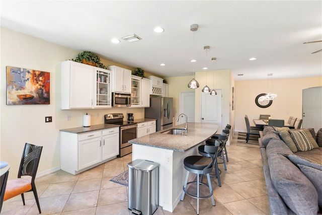 6228 35TH COURT E, Bradenton, FL 34203