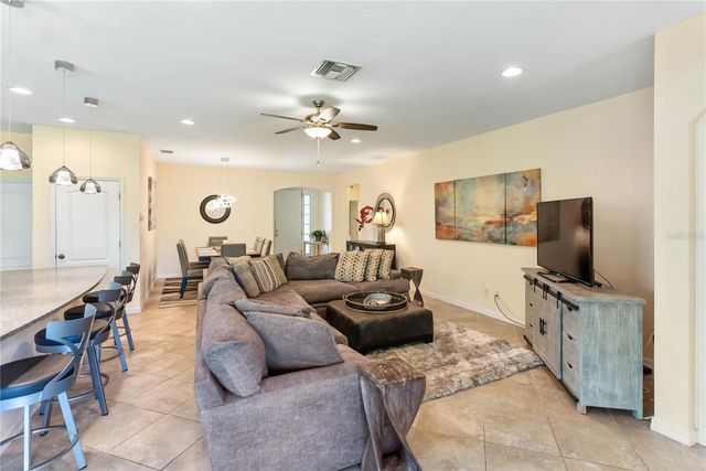 6228 35TH COURT E, Bradenton, FL 34203