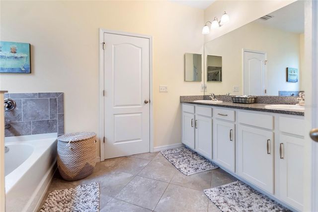 6228 35TH COURT E, Bradenton, FL 34203