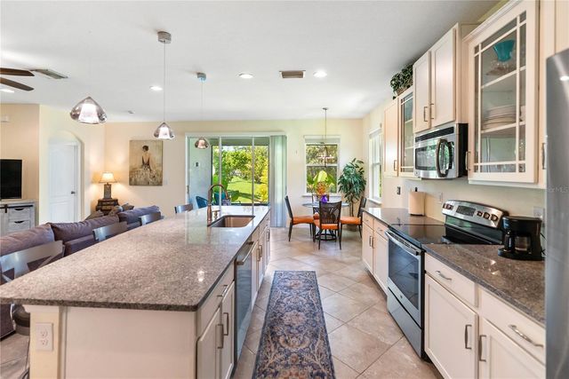 6228 35TH COURT E, Bradenton, FL 34203