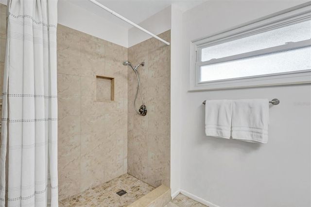 904 LA JOLLA AVENUE, Sun City Center, FL 33573