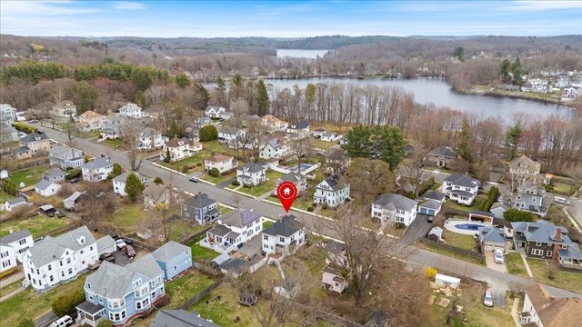 16 Rutherford Ave, Haverhill, MA 01835