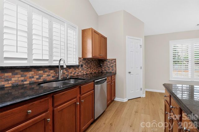 7022 Duchamp Drive, Charlotte, NC 28215