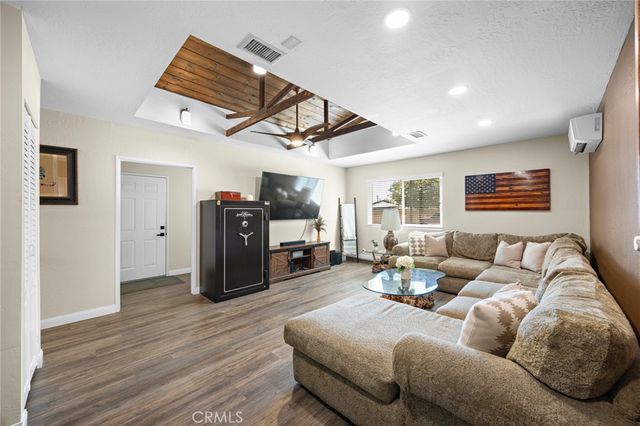 6639 Eastwood, Alta Loma, CA 91701