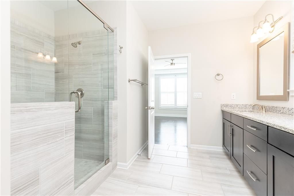 Image 18 of property listing at 9024 Tuckerbrook Lane, Alpharetta, GA 30022