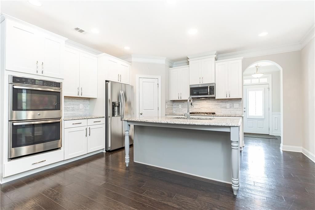 Image 22 of property listing at 9024 Tuckerbrook Lane, Alpharetta, GA 30022