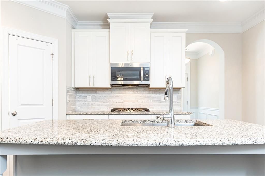 Image 23 of property listing at 9024 Tuckerbrook Lane, Alpharetta, GA 30022