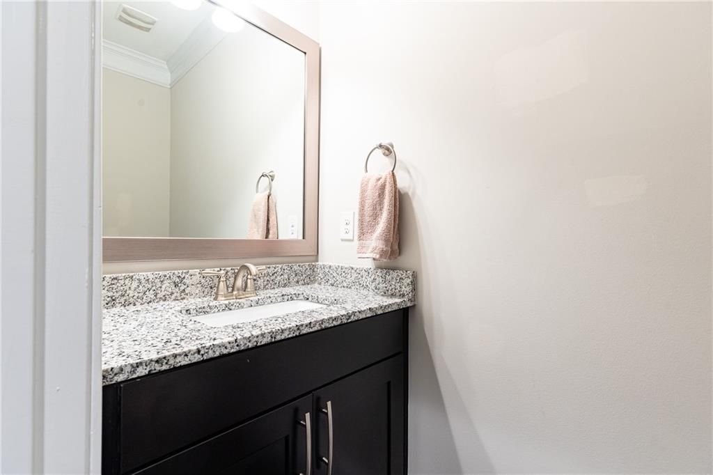 Image 37 of property listing at 9024 Tuckerbrook Lane, Alpharetta, GA 30022