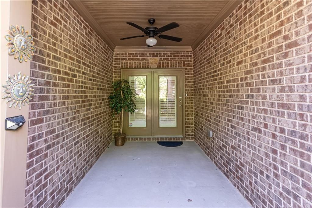 Image 60 of property listing at 9024 Tuckerbrook Lane, Alpharetta, GA 30022