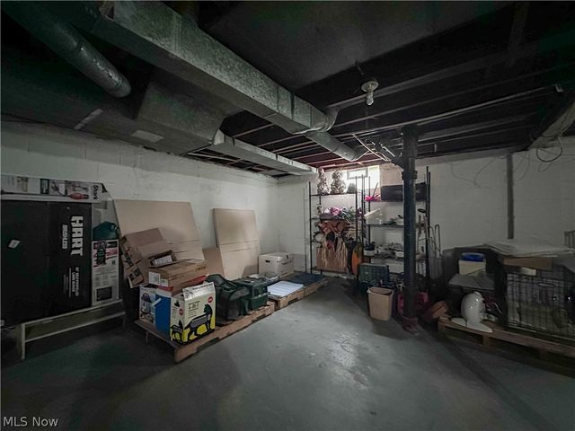 869 Frederick Street, Niles, OH 44446