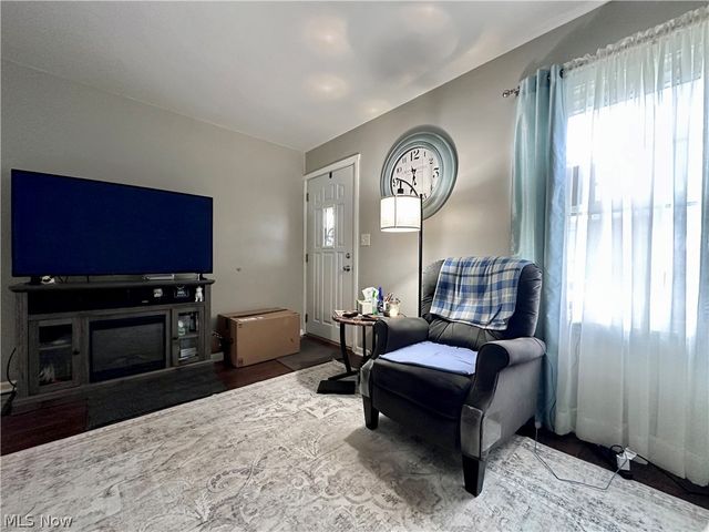 869 Frederick Street, Niles, OH 44446