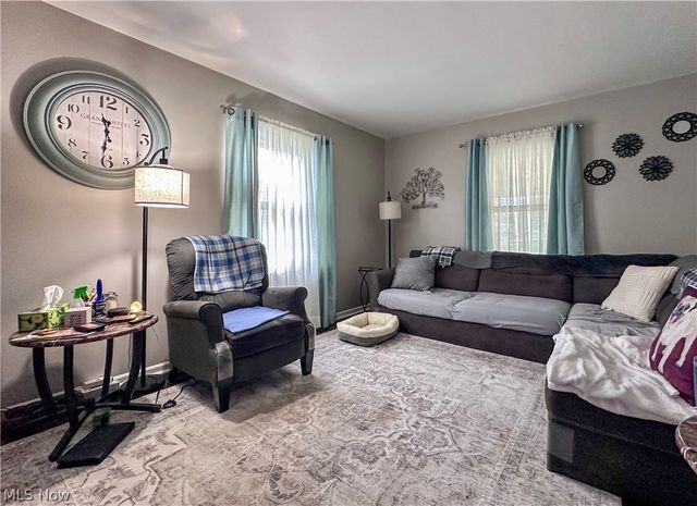 869 Frederick Street, Niles, OH 44446