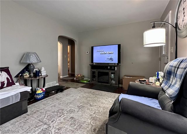 869 Frederick Street, Niles, OH 44446