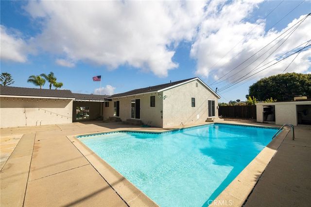 2126 Fairhill Drive, Rancho Palos Verdes, CA 90275