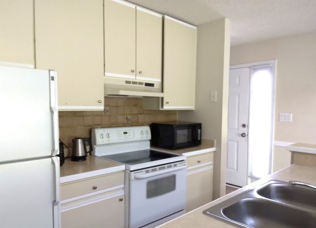 4357 Spa Dr Apt 107, Little River, SC 29566