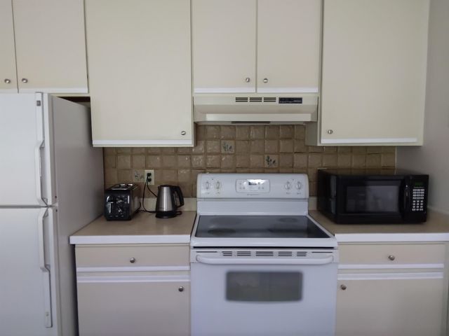 4357 Spa Dr Apt 107, Little River, SC 29566