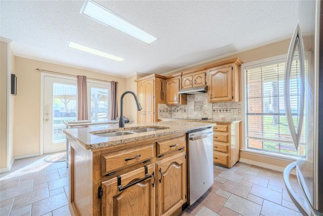 343 County Road 2938 N, Pittsburg, TX 75686