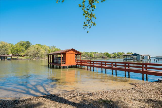 343 County Road 2938 N, Pittsburg, TX 75686