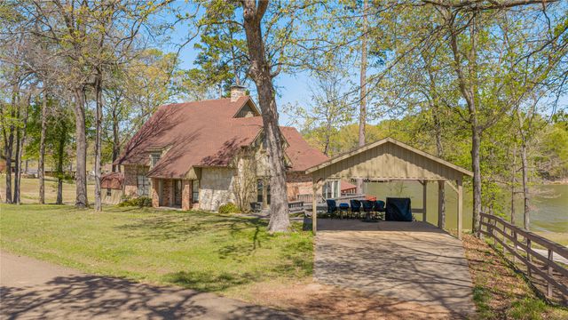 343 County Road 2938 N, Pittsburg, TX 75686