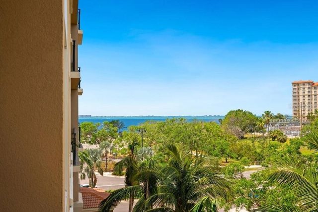 1064 N TAMIAMI TRAIL 1425, Sarasota, FL 34236