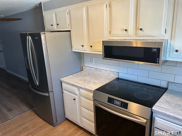 55 Virginia Avenue APT C, Groton, CT 06340