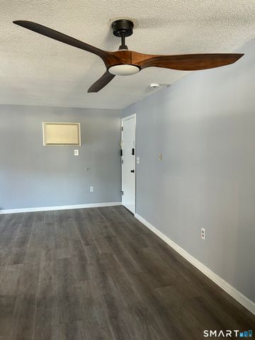 55 Virginia Avenue APT C, Groton, CT 06340