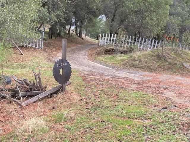 20748 Canyon View Dr, Jackson, CA 95642