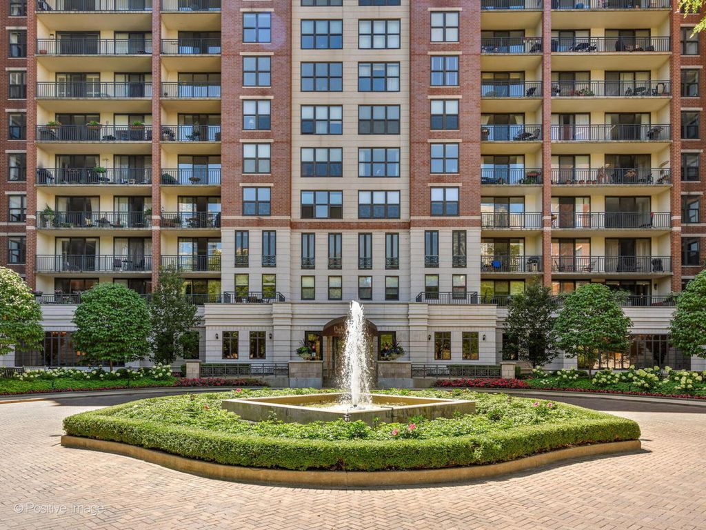 55 W Delaware Place 1101, Chicago, IL 60610
