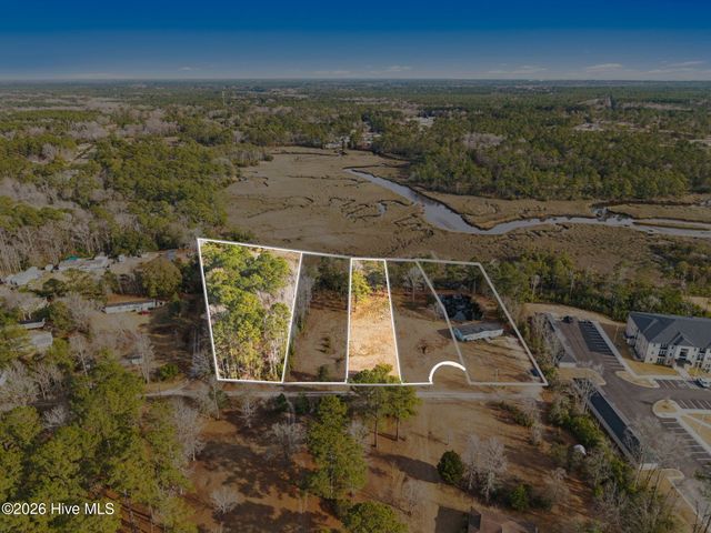 240 Edgewater Drive SW, Shallotte, NC 28470