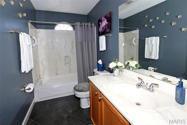 1365 Presidents Landing Drive, O'fallon, MO 63366