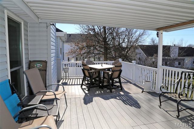 1365 Presidents Landing Drive, O'fallon, MO 63366