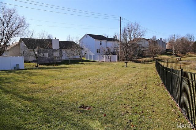 1365 Presidents Landing Drive, O'fallon, MO 63366