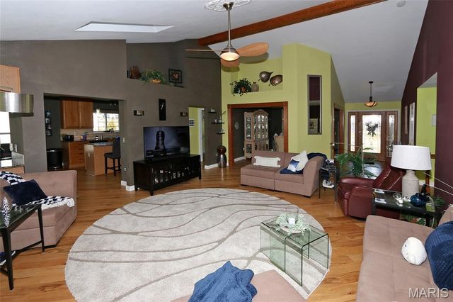 1365 Presidents Landing Drive, O'fallon, MO 63366