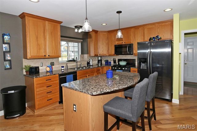 1365 Presidents Landing Drive, O'fallon, MO 63366