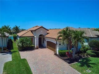 28074 Edenderry CT, Bonita Springs, FL 34135