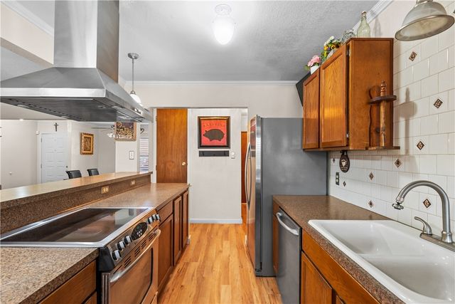 4220 Wandering Creek Dr, Corpus Christi, TX 78410